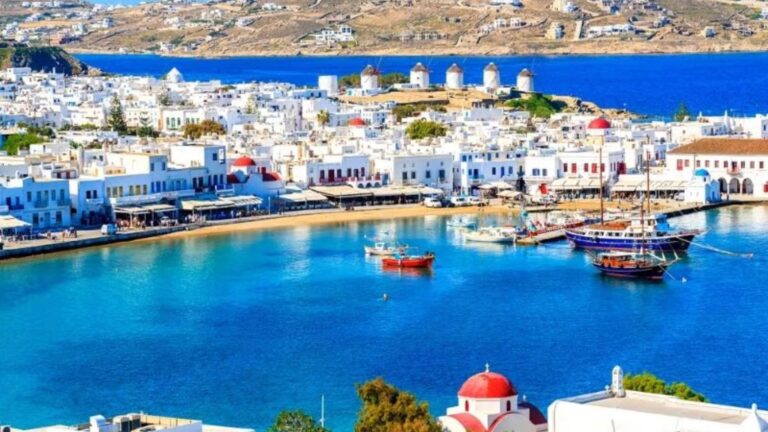 Destination Spotlight: Mykonos, Greece